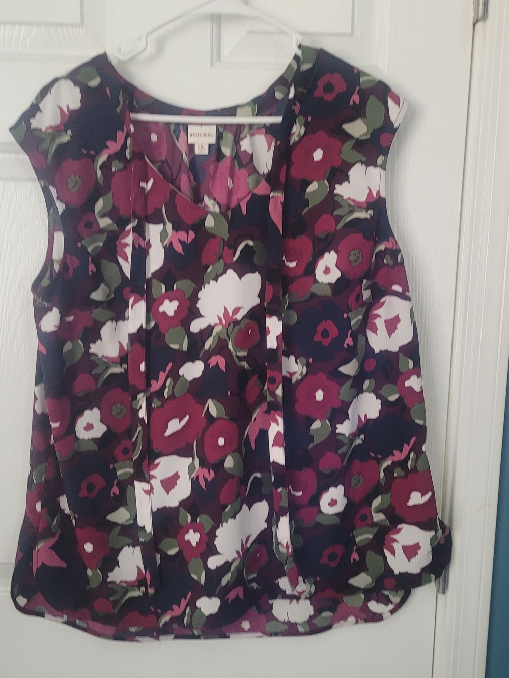 Merona Floral Sleeveless Camisole - Burgundy, Navy & White